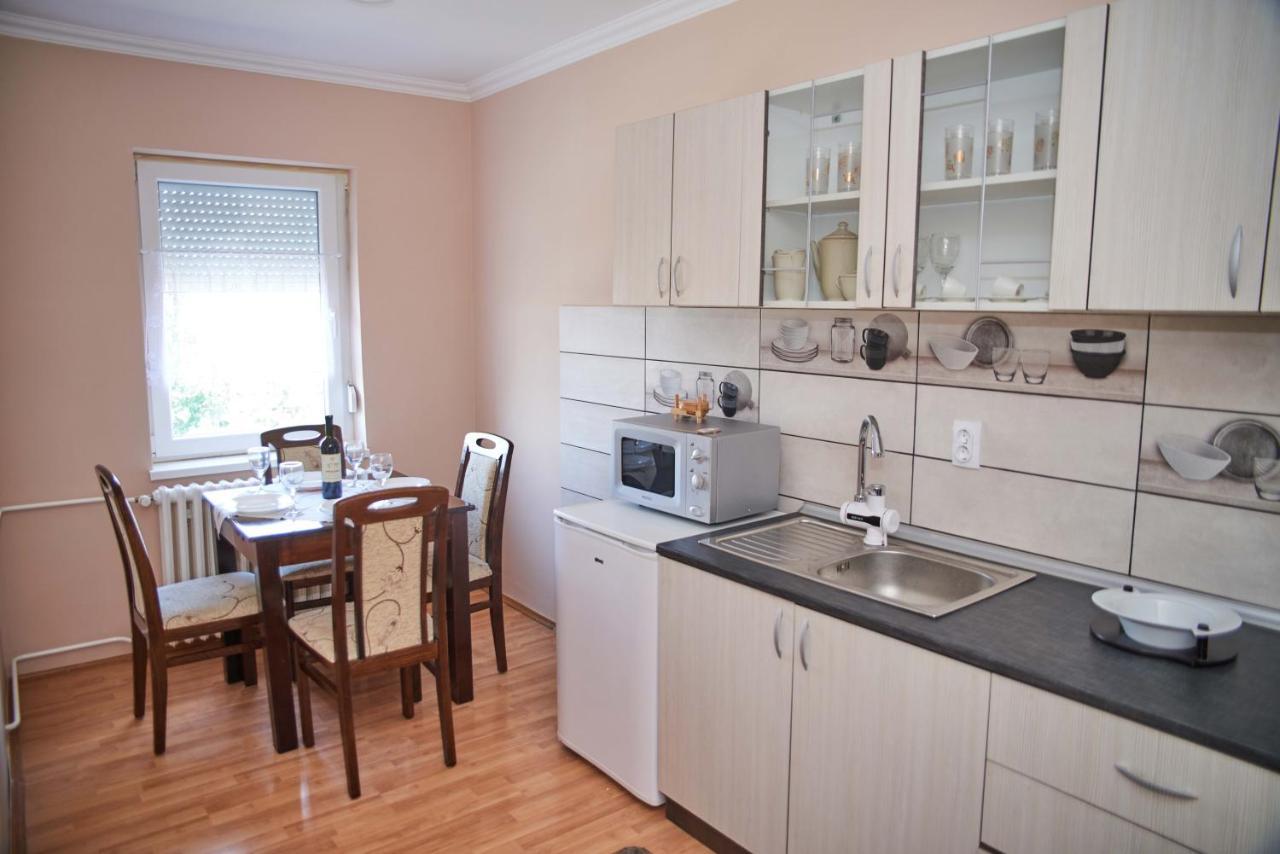 Apartman Ana Bečej Exteriör bild
